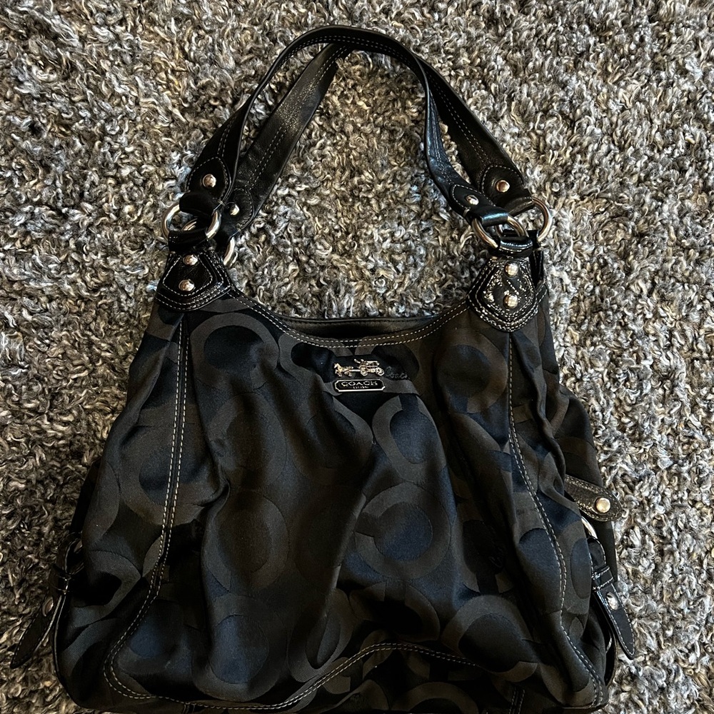 Coach Black Shoulder Bag EUC